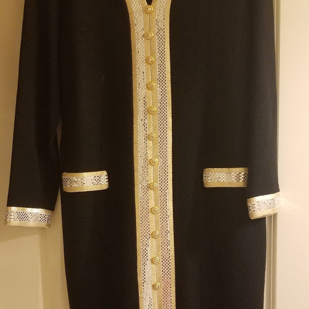 A knit dress.